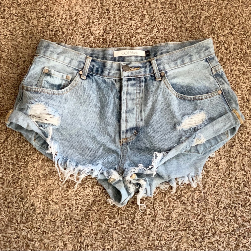 ootd fashion jean shorts